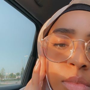 Meet your Posher, Ramla